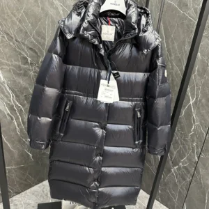 Replica Moncler Cavettaz Long Down Jacket Black Reps - RepLuxe