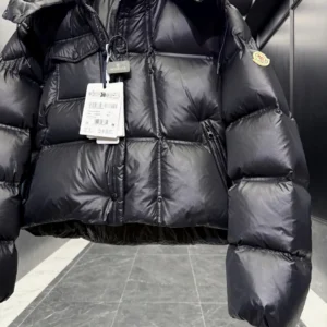 Replica Moncler Erea Short Down Jacket Black Quilted Reps - RepLuxe
