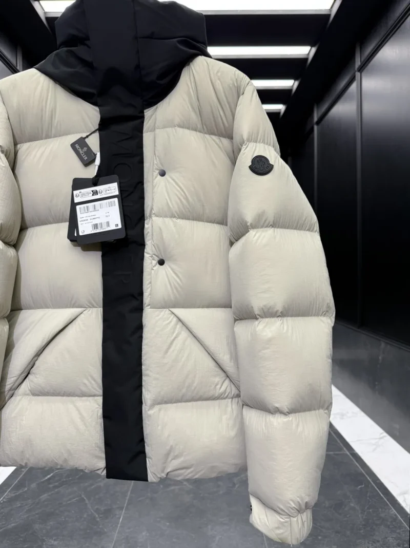 Replica Moncler Madeira Black Short Down Jacket Reps - RepLuxe