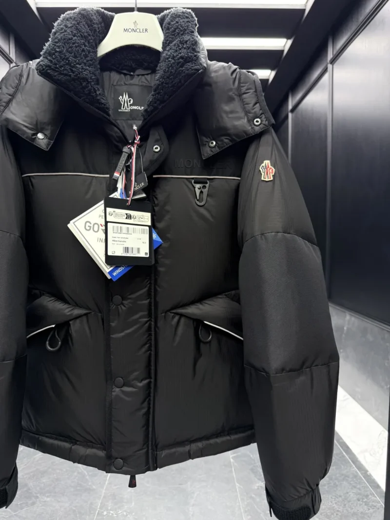 Replica Moncler Grenoble Albiez Down Jacket Black Casual Reps - RepLuxe