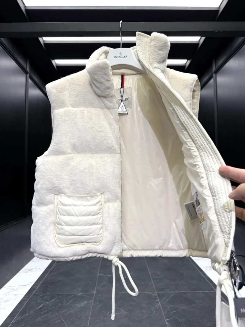 Replica Moncler Arques Womens Vest White Teddy Fleece Reps - RepLuxe