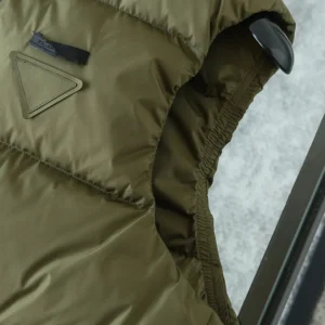 Replica Prada Re-Nylon Down Vest Cocoa Brown Classic Reps - RepLuxe