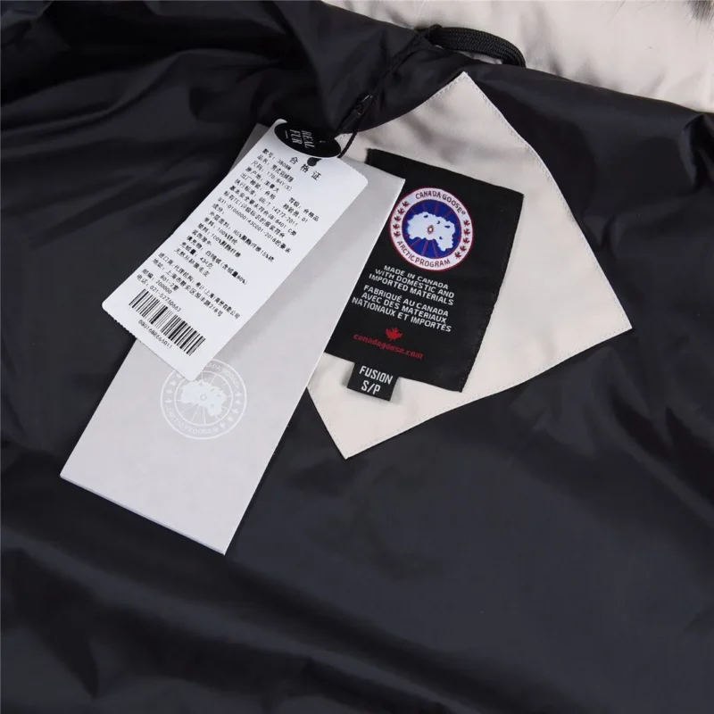 Replica Canada Goose Wyndham 388M Parka Beige Classic Reps - RepLuxe