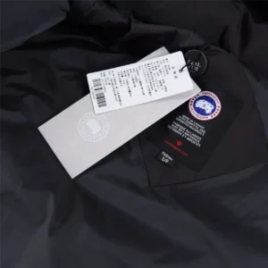 Replica Canada Goose Wyndham 388M Black Parka Reps - RepLuxe