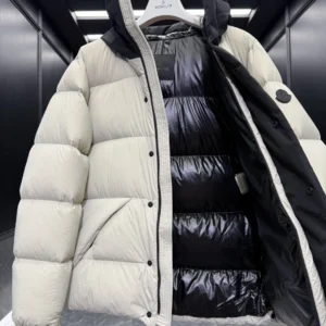 Replica Moncler Madeira Black Short Down Jacket Reps - RepLuxe