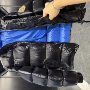 Replica Moncler Dervox Down Jacket Black Pop Reps - RepLuxe