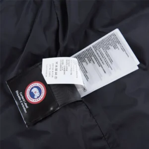 Replica Canada Goose Freestyle Crew 4154M Black Vest Reps - RepLuxe