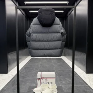 Replica Moncler Madeira Black Short Down Jacket Reps - RepLuxe