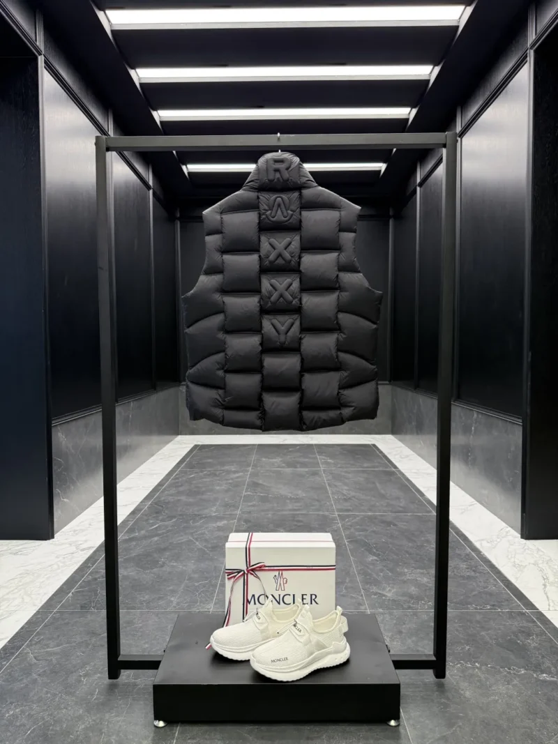 Replica Moncler Christopher Raxxy Vest Black Quilted Reps - RepLuxe