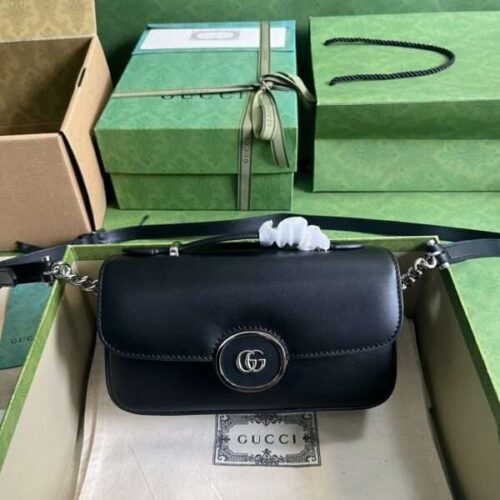 z4613034009024_babaf42b3a3f9eea882e2ebb6cc49197-600x600-1 Gucci Petite Women’s Handbag in Black 21x10x5cm