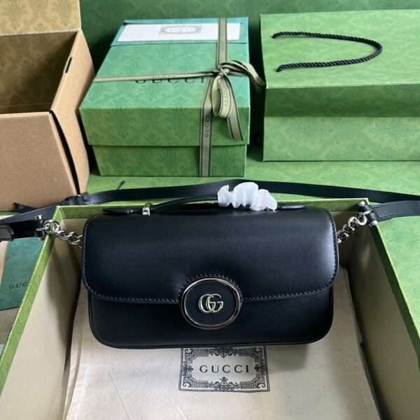 z4613034009024_babaf42b3a3f9eea882e2ebb6cc49197-600x600-1 Gucci Petite Women’s Handbag in Black 21x10x5cm